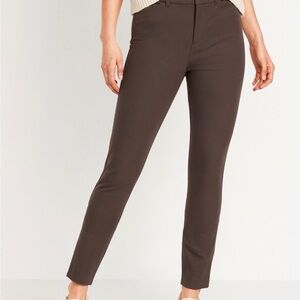 NWOT Old Navy High Rise Pixie Pants in Dark Brown